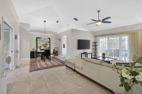 152 Eagleton Court, Palm Beach Gardens FL - photo 10 of 79