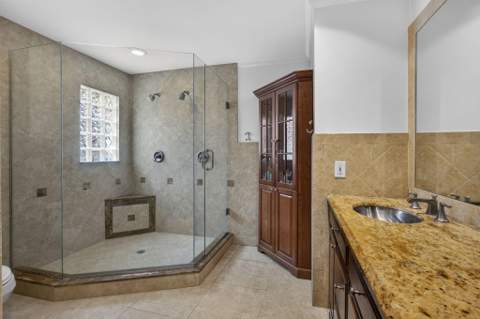 152 Eagleton Court, Palm Beach Gardens FL - photo 20 of 79
