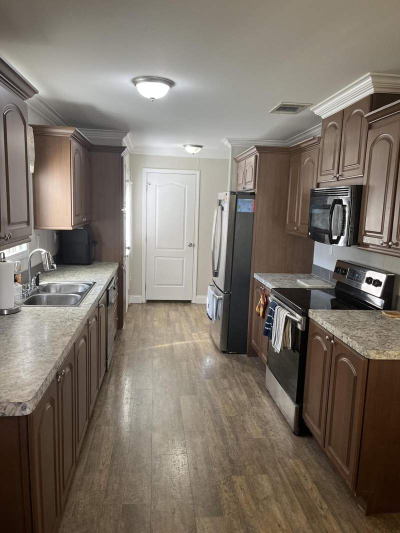 3 bedroom Manufactured Home at 2555 Pga Boulevard #446, The Meadows, Palm Beach Gardens — photo 2