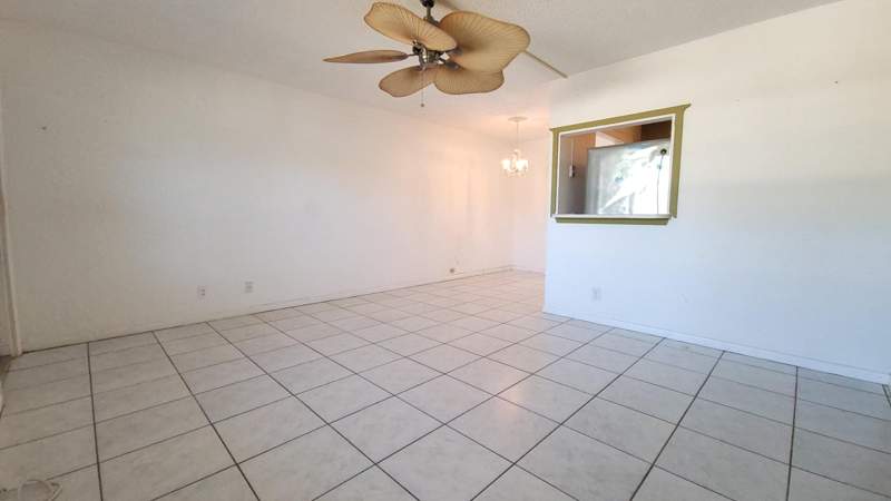1 bedroom Condominium at 23 Kingswood B, Century Village, West Palm Beach — photo 2