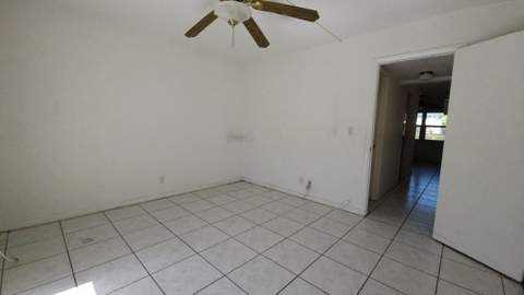 23 Kingswood B, West Palm Beach FL - photo 9 of 33