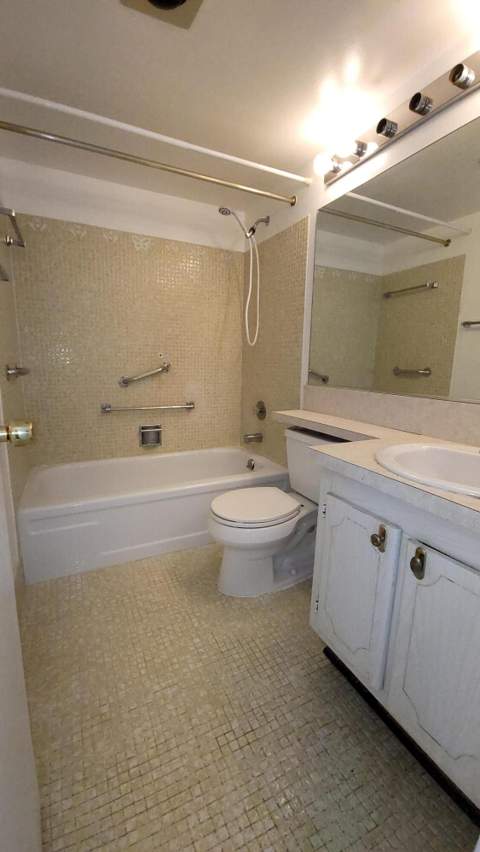 23 Kingswood B, West Palm Beach FL - photo 7 of 33