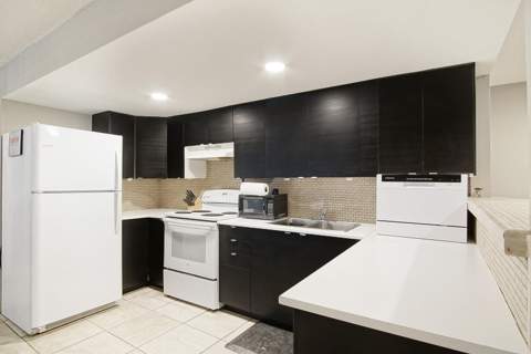 1002 Avenue E, Fort Pierce FL - photo 9 of 34