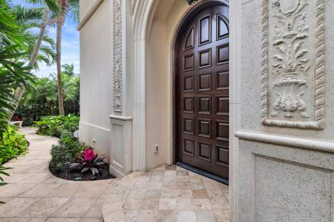 261 Seminole Avenue, Palm Beach FL - photo 6 of 46