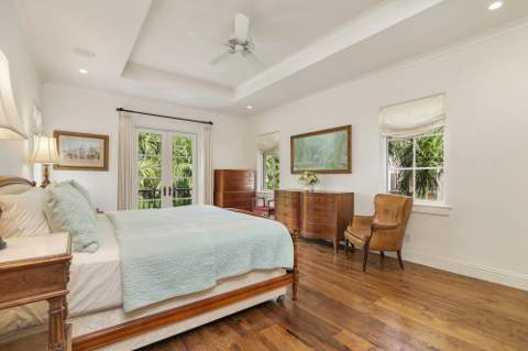 261 Seminole Avenue, Palm Beach FL - photo 19 of 46