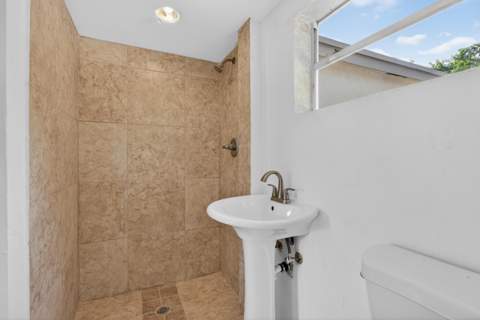 5183 NE 15th Avenue, Pompano Beach FL - photo 19 of 34
