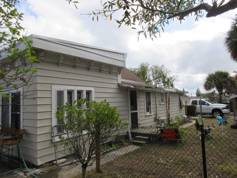 5 bedroom Single Family Residence at 603 Avenue, Assessor'S Map Of N Part Of Fort Pierce, Fort Pierce — photo 3