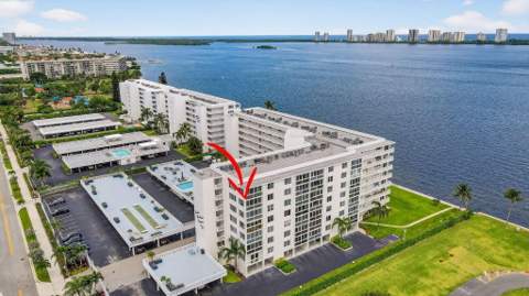 301 Lake Shore Drive #711, Lake Park FL - photo 7 of 59