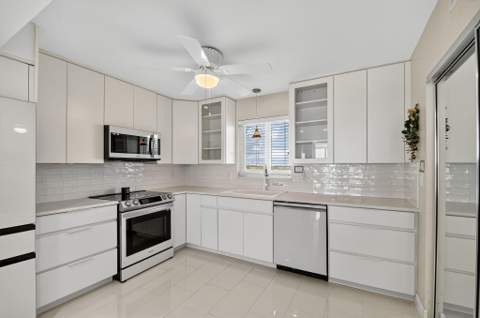 301 Lake Shore Drive #711, Lake Park FL - photo 21 of 59