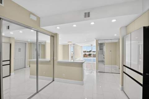 301 Lake Shore Drive #711, Lake Park FL - photo 23 of 59