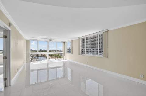 301 Lake Shore Drive #711, Lake Park FL - photo 11 of 59