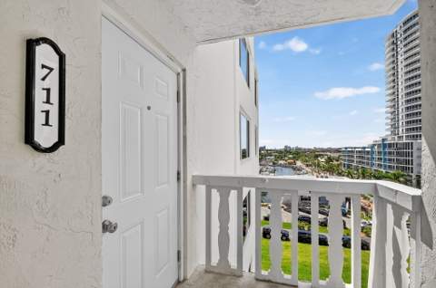 301 Lake Shore Drive #711, Lake Park FL - photo 8 of 59