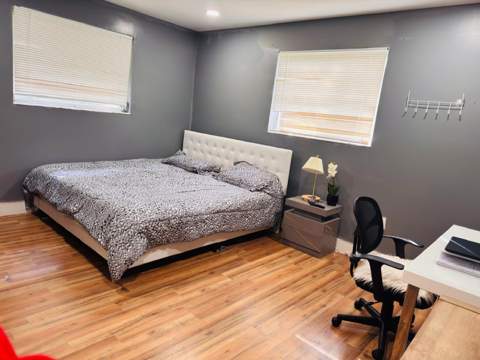 214 Westwood Circle, West Palm Beach FL - photo 6 of 36