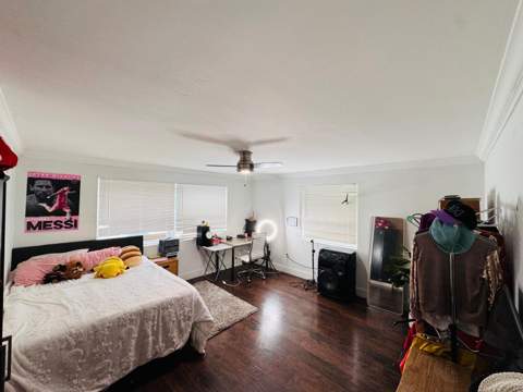 214 Westwood Circle, West Palm Beach FL - photo 7 of 36