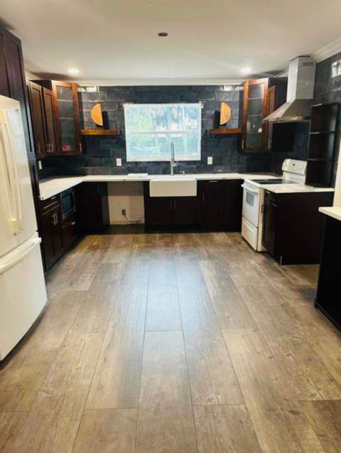 214 Westwood Circle, West Palm Beach FL - photo 14 of 36