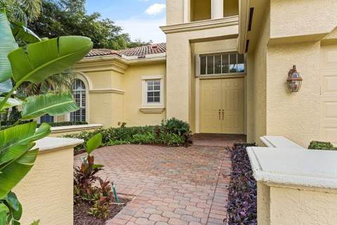 9724 Via Grandezza, Wellington FL - photo 10 of 56