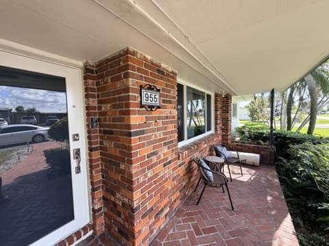 955 NW 4th St Street, Belle Glade FL - photo 6 of 56