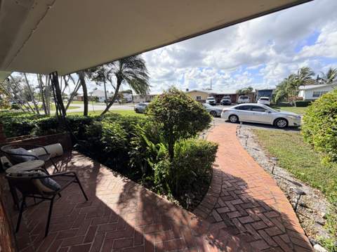 955 NW 4th St Street, Belle Glade FL - photo 7 of 56