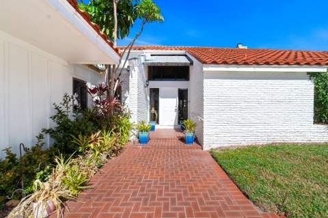 3000 Conifer Drive, Fort Pierce FL - photo 14 of 84
