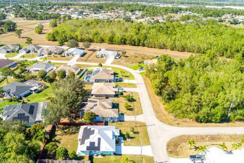 5859 NW Cullom Circle, Port St. Lucie FL - photo 10 of 46