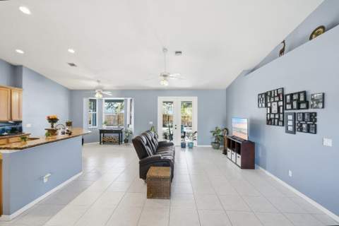 5859 NW Cullom Circle, Port St. Lucie FL - photo 16 of 46