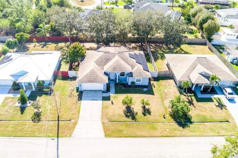 5859 NW Cullom Circle, Port St. Lucie FL - photo 6 of 46