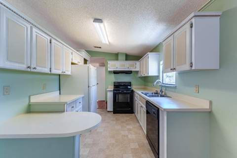 13998 Encantardo Circle, Fort Pierce FL - photo 7 of 22