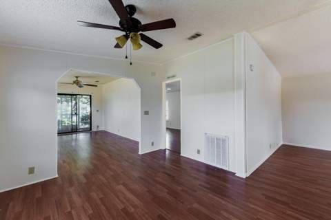 13998 Encantardo Circle, Fort Pierce FL - photo 10 of 22