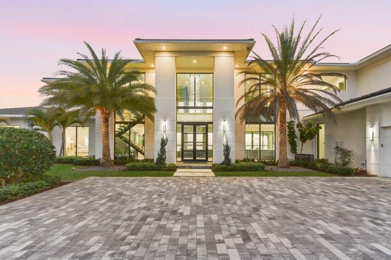 5 bedroom Single Family Residence at 1271 NE Langford Lane, Langford Landing, Jensen Beach — photo 2
