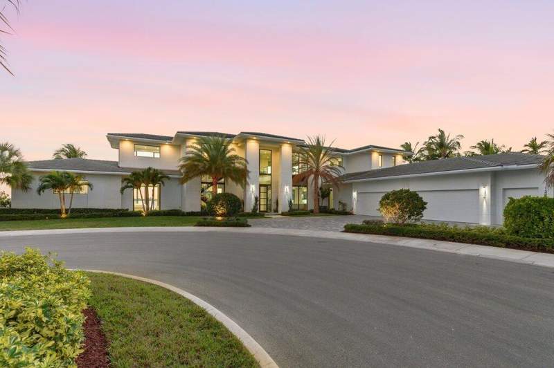 5 bedroom Single Family Residence at 1271 NE Langford Lane, Langford Landing, Jensen Beach — photo 3