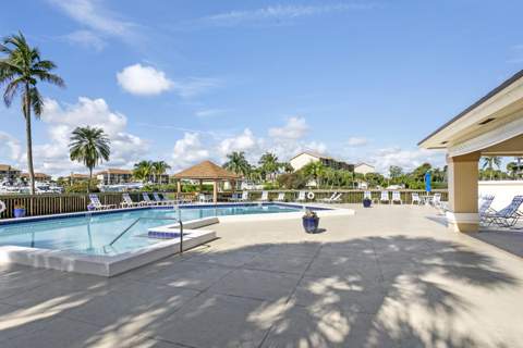 601 Seafarer Circle #101, Jupiter FL - photo 23 of 32