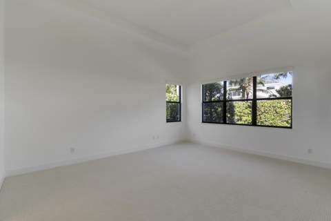 5619 Delacroix Terrace, Palm Beach Gardens FL - photo 17 of 55