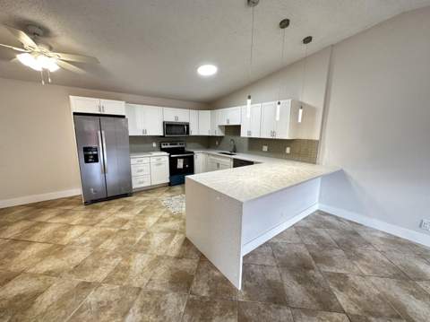 4326 Woodstock Drive #C, West Palm Beach FL - photo 7 of 41