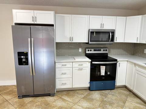4326 Woodstock Drive #C, West Palm Beach FL - photo 10 of 41
