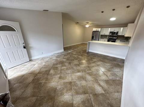 4326 Woodstock Drive #C, West Palm Beach FL - photo 15 of 41