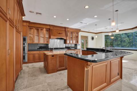 2330 NE 31st Court, Lighthouse Point FL - photo 14 of 51