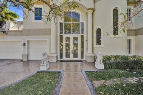 2330 NE 31st Court, Lighthouse Point FL - photo 9 of 51