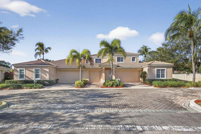 3 bedroom Townhouse at 4502 Hickory Drive, PGA Commons 4, Palm Beach Gardens — photo 2