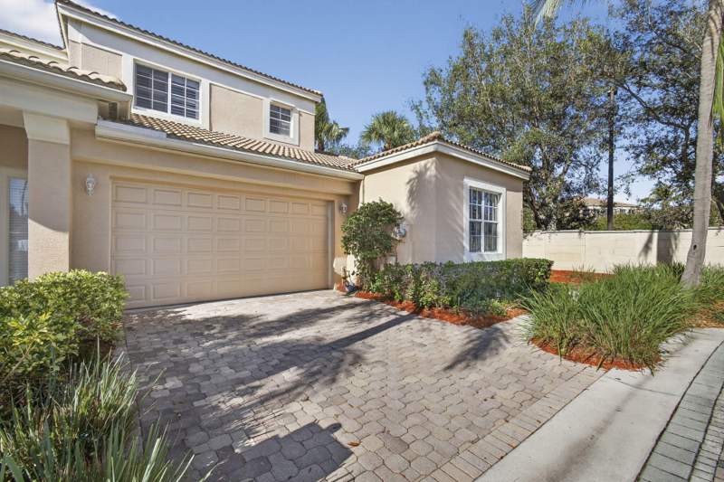 3 bedroom Townhouse at 4502 Hickory Drive, PGA Commons 4, Palm Beach Gardens — photo 5
