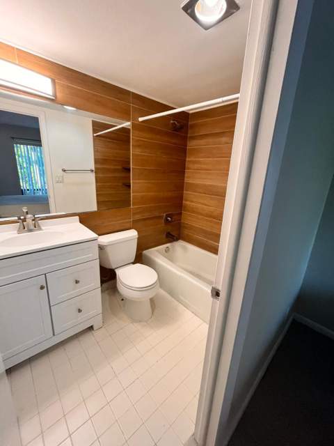 3050 Presidential Way #206, West Palm Beach FL - photo 7 of 10
