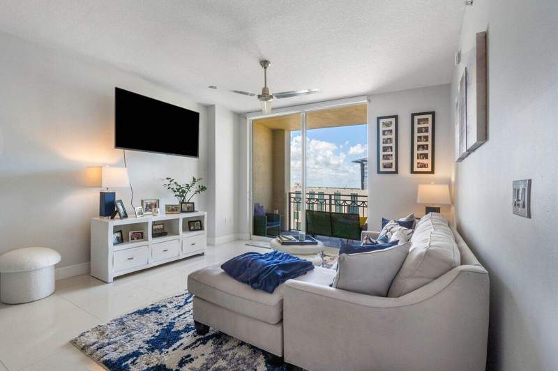 1 bedroom Condominium at 550 Okeechobee Boulevard #1112, CITYPLACE SOUTH TOWER CONDO, West Palm Beach — photo 5