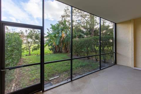 1989 Canterbury Circle, Wellington FL - photo 7 of 27