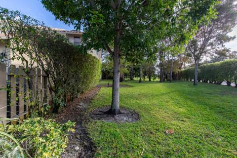 1989 Canterbury Circle, Wellington FL - photo 21 of 27