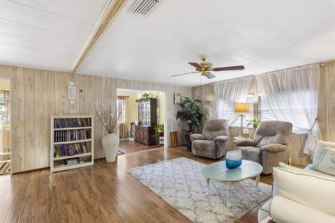 485 Onyx Way, Jensen Beach FL - photo 10 of 25