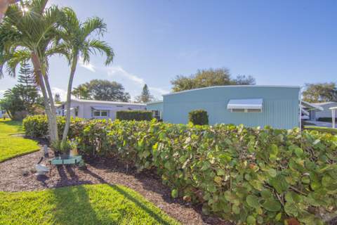 485 Onyx Way, Jensen Beach FL - photo 22 of 25