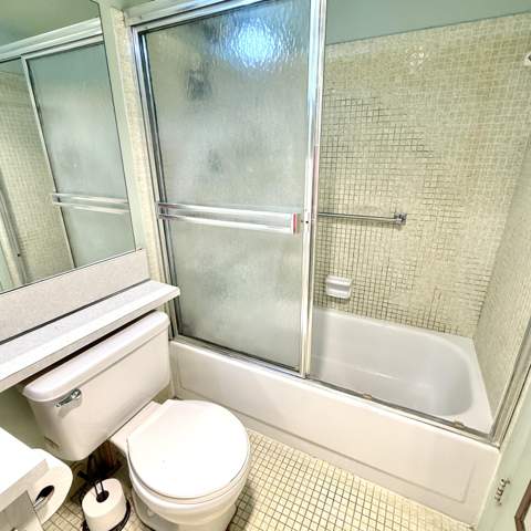 122 Oakridge I, Deerfield Beach FL - photo 18 of 48