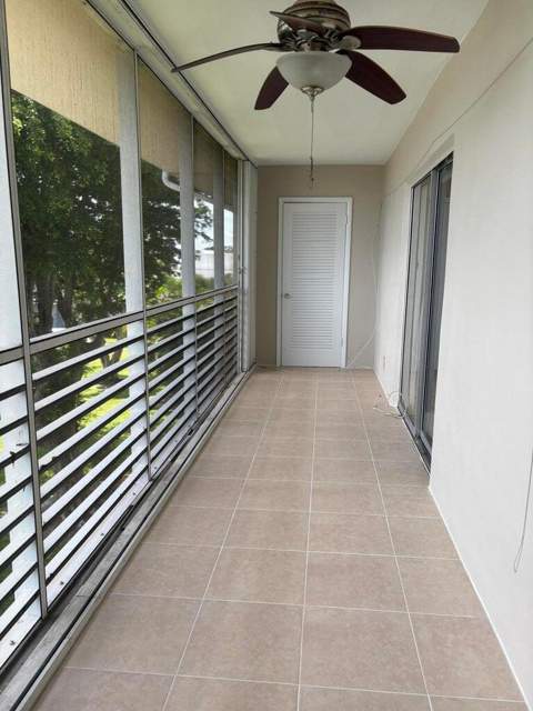 2770 S Garden Drive #304, Lake Worth FL - photo 14 of 26
