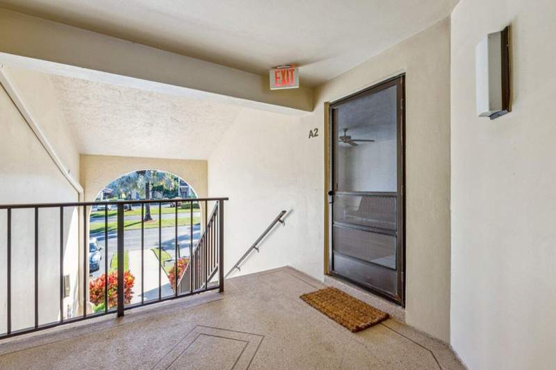 2 bedroom Condominium at 618 Sea Pine Way #A2, Pine Ridge North II Cond Decl Filed 10-1-82, Greenacres — photo 3