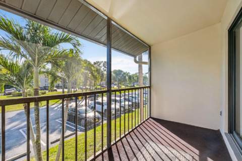 618 Sea Pine Way #A2, Greenacres FL - photo 17 of 41