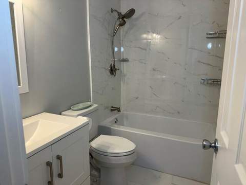 907 SE Lake Street, Stuart FL - photo 9 of 23